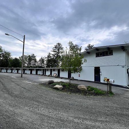 Great Gatsby Motel Inn Northville Exterior foto