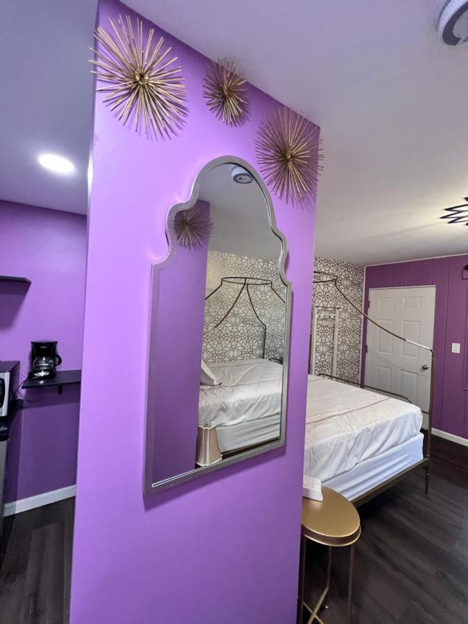 Great Gatsby Motel Inn Northville Exterior foto